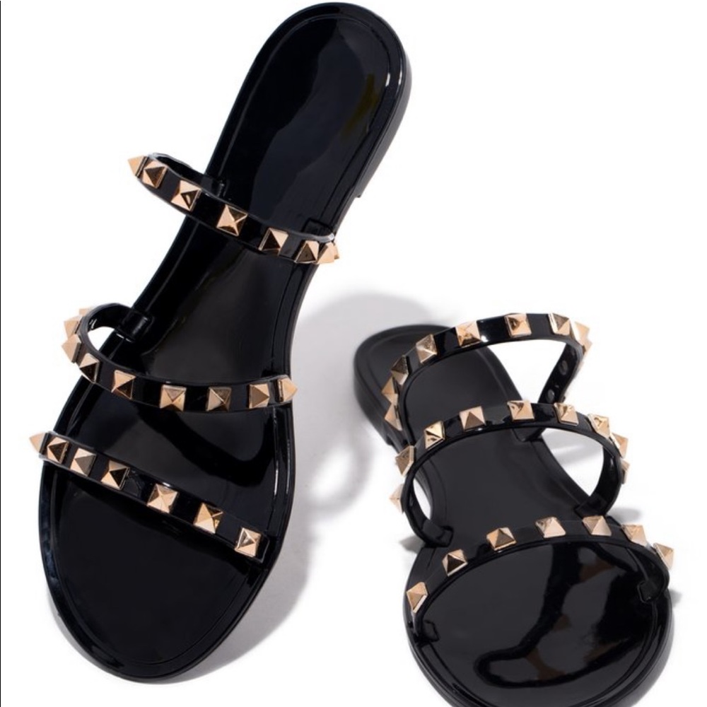 Posh Vacay- Black